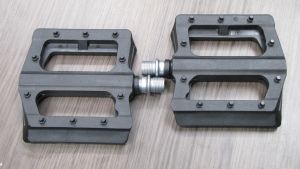 Spyral Spyral Branch NYC composit platform pedl fekete